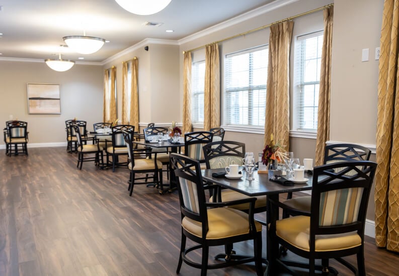 Communal Dining Area in Memory Care Nursing Homes Communal Dining Area in Memory Care Nursing Homes